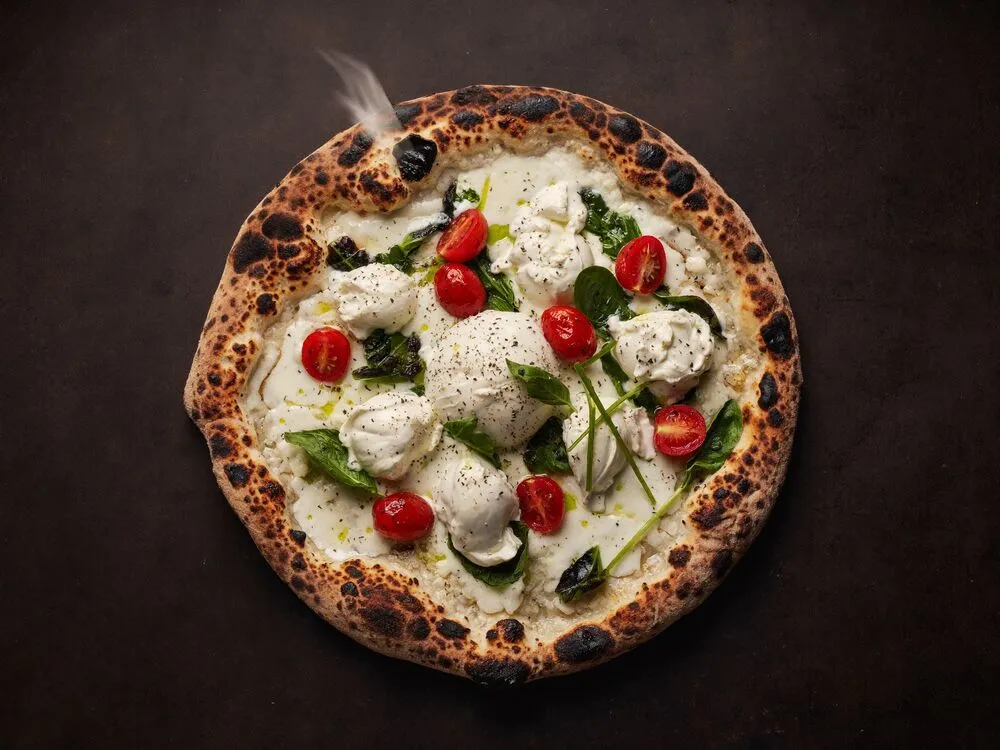 Pizza artisanale Tasty Panino livrée à Mont Choisy, nord de l'île Maurice
