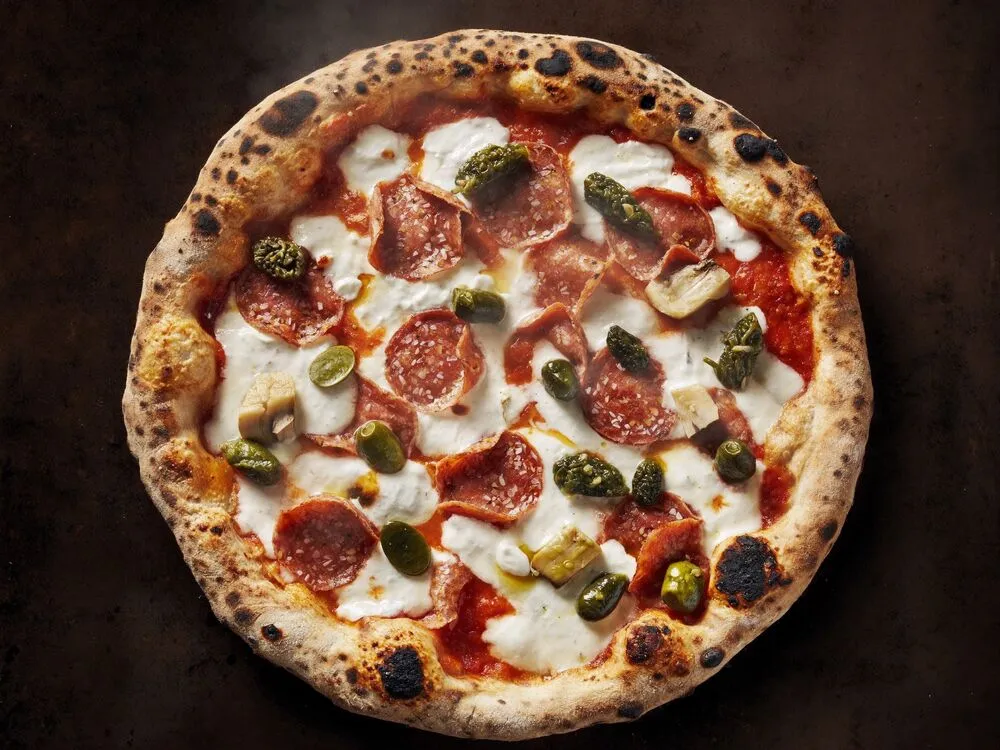 Pizza artisanale Tasty Panino livrée à Morcellement Saint André, nord de l'île Maurice