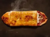 Picante — Sauce tomate, mozzarella, pepperoni de poulet, ail, flocons de piment, sauce du chef, Tasty Panino Triolet