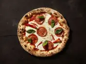 Diavola — Sauce tomate, mozzarella, pepperoni de poulet, ail, piment frais et sec, Tasty Panino Triolet