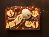 Nutelino & Ice-Cream — Pain cuit au four, Nutella, banane ou ananas, sauce caramel, glace, Tasty Panino Triolet