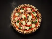 Tasty — Sauce tomate, mozzarella, poulet fumé, pepperoni de poulet, champignons, poivrons rôtis, olives, maïs, Tasty Panino Triolet