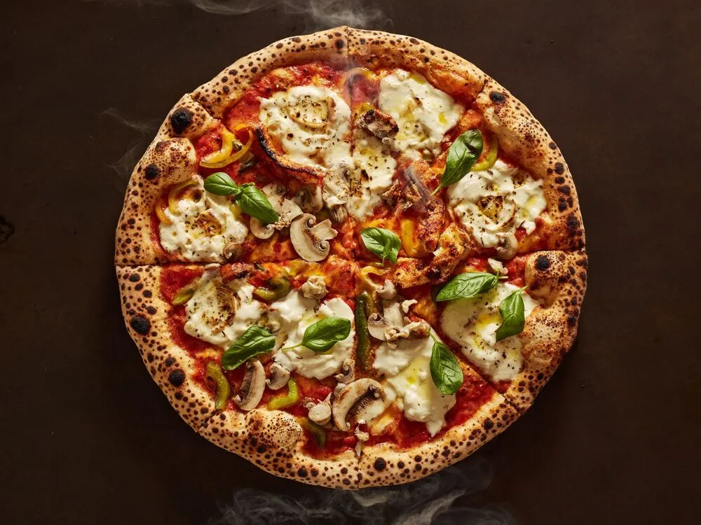 Pizza artisanale Tasty Panino livrée à Pamplemousses, nord de l'île Maurice